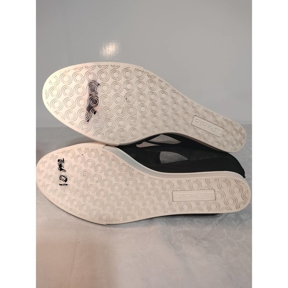 L. Paolo camouflage wedge ankle booties women 10M Green and Black - Picture 11 of 11